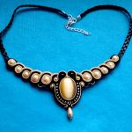 Naszyjnik - kolia Beż, Złoto i Czerń - 