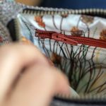 Szara kopertówka mini nerka saszetka - 