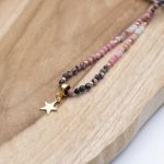 Naszyjnik "Celestial Compass" - Gwiazda Wewnętrznego Spokoju - z Rodonitem - 