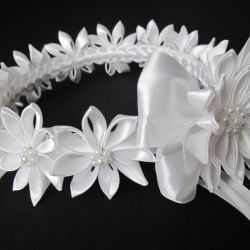 Wianek komunijny - kanzashi