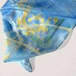 Roślinna w błękitach jedwabna malowana apaszka - Roślinna w błękitach jedwabna malowana apaszka