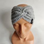 Opaska ręcznie robiona na drutach, jasna szara. - opaska jasna szara