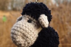 Czarna owca - brelok, zawieszka do torebki