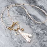 Naszyjnik z agatu i nieregularnej perły - 