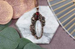 Miedziany ozdobny wisiorek z kamieniem księżycowym i granatem #551