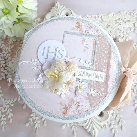 Komunijny album w pudełku 618