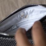 Mini torebka nerka z szarej plecionki - 