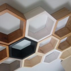 Półka drewniana ścienna heksagon plaster miodu 