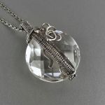 Srebrny wisiorek z kryształem górskim Srebro - wisiorek zdjęcie 4