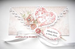 Łososiowa kopertówka ślubna z guziczkiem i tagiem