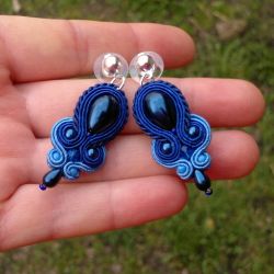 Kolczyki Perła Granatowa