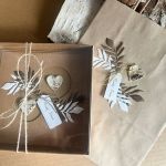 039,kartka na ślub z brzozowymi serduszkami w pudełku z torebką - 039,kartka na ślub z brzozowymi serduszkami w pudełku z torebką