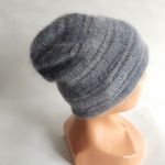 Czapka z nitką moheru. - moherowa czapka