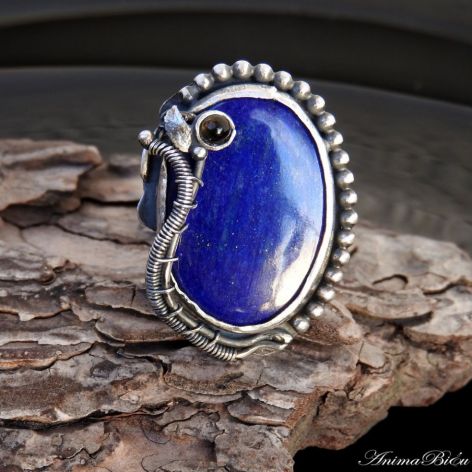Pierścionek srebrny z lapis lazuli