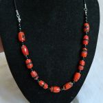Naturalny czerwony koral robaczywka i onyks, unikatowy naszyjnik - 