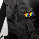 Przypinka tęczowa pride z kotem pin 001 - 