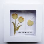 Skromna kartka ślubna żółte tulipany handmade - Minimalistyczna kartka na ślub w ozdobnym pudełku