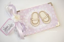 Album dla dziewczynki z bucikami fioletowy