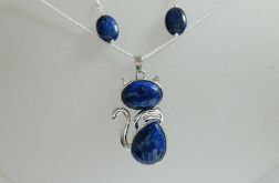 Granatowy lapis lazuli, wisiorek z kotem i kolczyki, zestaw
