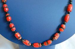 Naturalny czerwony koral robaczywka i onyks, unikatowy naszyjnik
