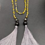 Naszyjnik Długi Sznur Złoto Szare Korale Szklane z Chwostami - 