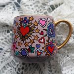 Ręcznie malowany kubek HEARTS - kolorowy kubek
