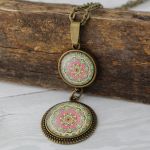 Mandala - szklany medalion etno - wisior vintage