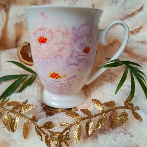 Barwny ręcznie malowany kubek róże 300ml.