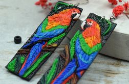 Duże, kolorowe kolczyki - papuga ara