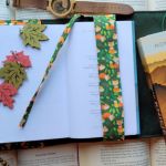 Wodoodporne etui na książkę: liski na zielonym - 