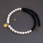 Naszyjnik z dużymi perłami. - Naszyjnik z dużymi perłami.