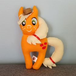 Maskotka Applejack z serii My Little Pony