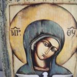 Matka Boza z gołąbkiem obrazek religijny - zbliżenie  boczne