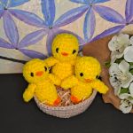 Prezent Wielkanocny pisklęta w gnieździe pluszowe Dekoracje na stól ozdoba - Amigurumi