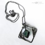 Heksaedrowy z miętą III - rustyalny wisior