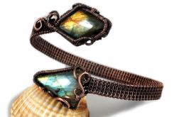 Bransoletka z miedzi z labradorytami blue