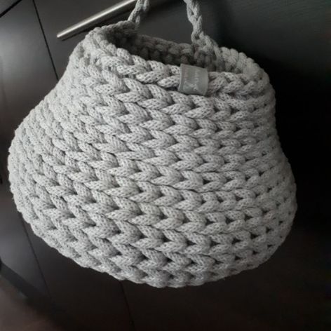 Koszyk "mała gruszka" ze sznurka bawełnianego