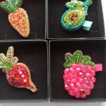 malinowa spinka do włosów dla dziewczynek - Jest to część większej owocowo warzywnej kolekcji