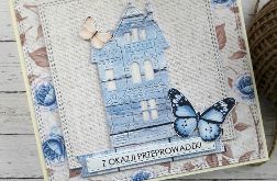 Kartka na parapetówkę z niebieskim domem