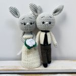 Młoda para króliczki szydełkowe prezent ślubny 2 - maskotki ślubne