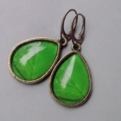 Zilony liść (kolczyki)