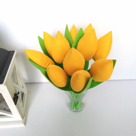 Tulipan szyty żółty