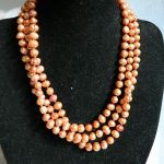 Pomarańczowe, naturalne perły, długi sznur pereł, naszynik - 