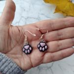 Kolczyki z żywicy w kształcie kocich łapek - 3