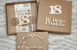 Kartka w pudełku na 18 urodziny,drewno,kraft