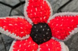 Szydełkowa maskotka Demogorgon z Stranger Things - handmade amigurumi