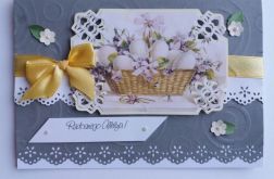 Kosz Wielkanocny z jajami