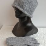 Czapka i rękawiczki rezerwacja - ciepła czapka i rekawiczki