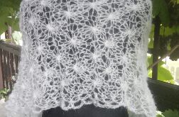 Biały szal z alpaką