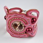 Bransoletka różowa z grafiką - bransoletka może być doskonałym prezentem dla Ciebie lub bliskie osoby